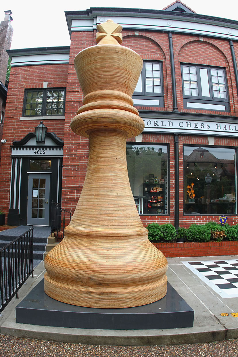 Largest Chess Piece: St. Louis sets world record (Video)