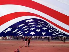 Largest US Flag-The Superflag-world record set by Thomas 