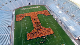 Largest human letter: University Of Tennessee breaks Guinness world ...